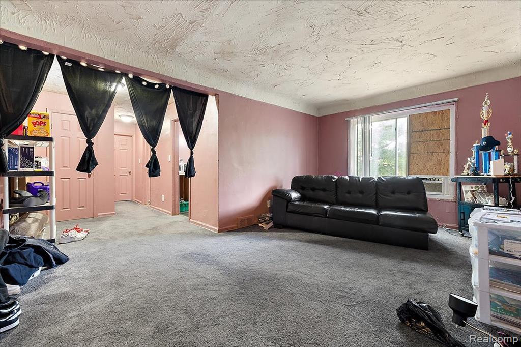 15860 Joy Road Detroit, MI 48228 - Photo 59 of 99