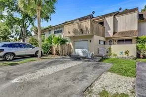 $3,600 | 833 Northwest 81st Avenue, Unit 4, Plantation, FL 33324