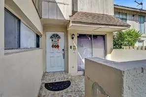 $3,600 | 833 Northwest 81st Avenue, Unit 4, Plantation, FL 33324