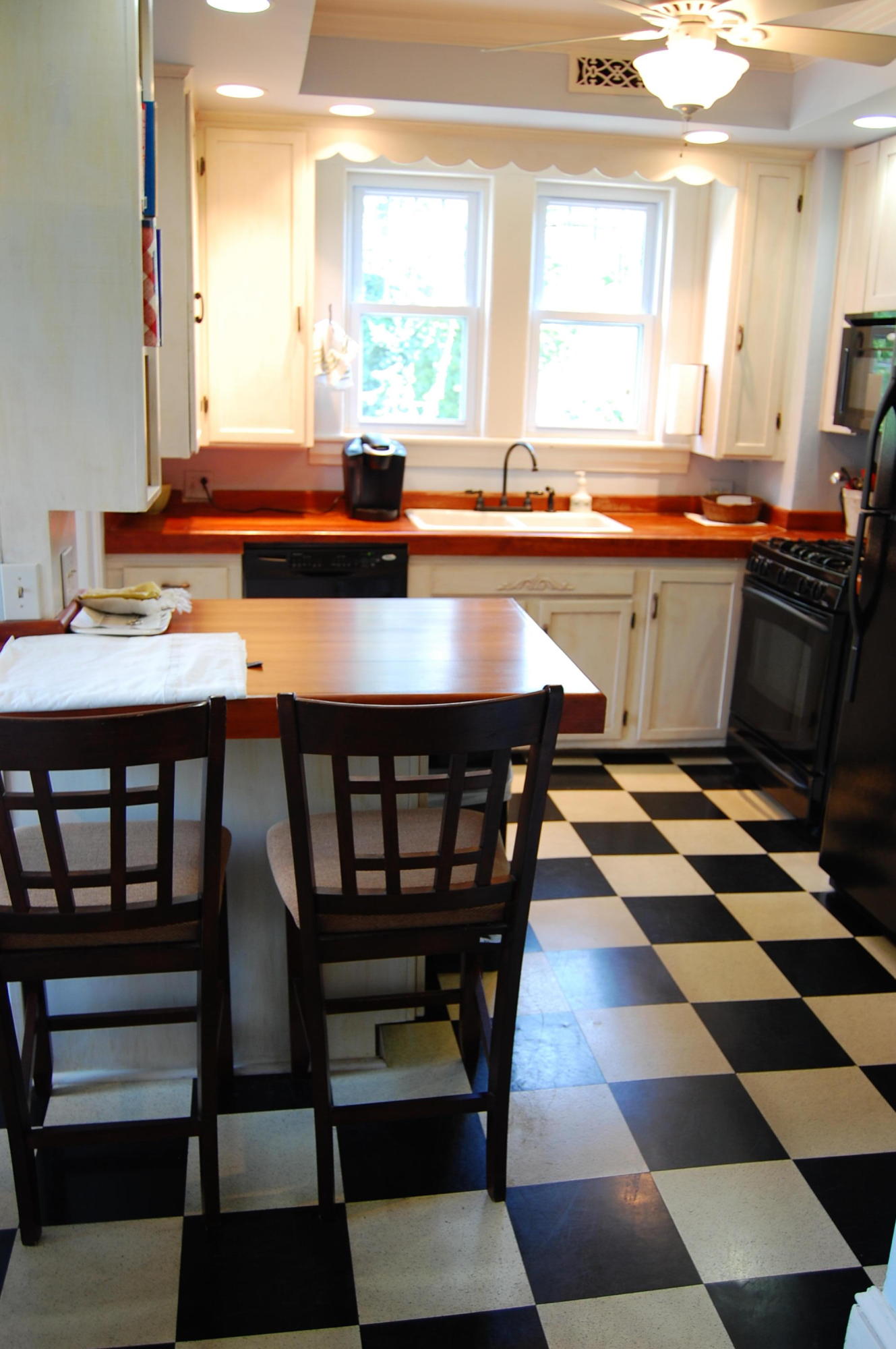 1815 Blenheim Road Southwest Roanoke, VA 24015 - Photo 21 of 40 DSC_1498