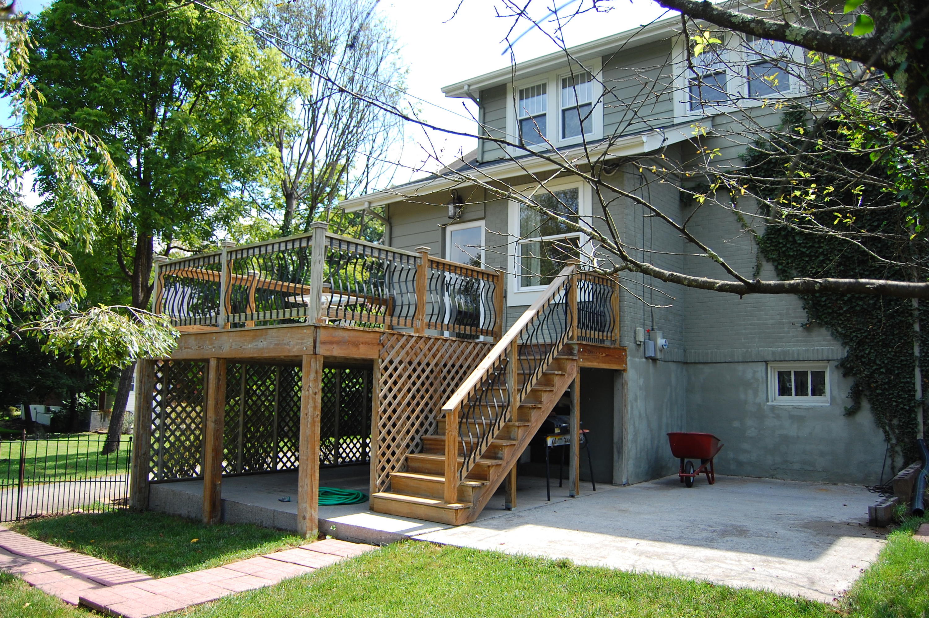 1815 Blenheim Road Southwest Roanoke, VA 24015 - Photo 37 of 40 DSC_1505