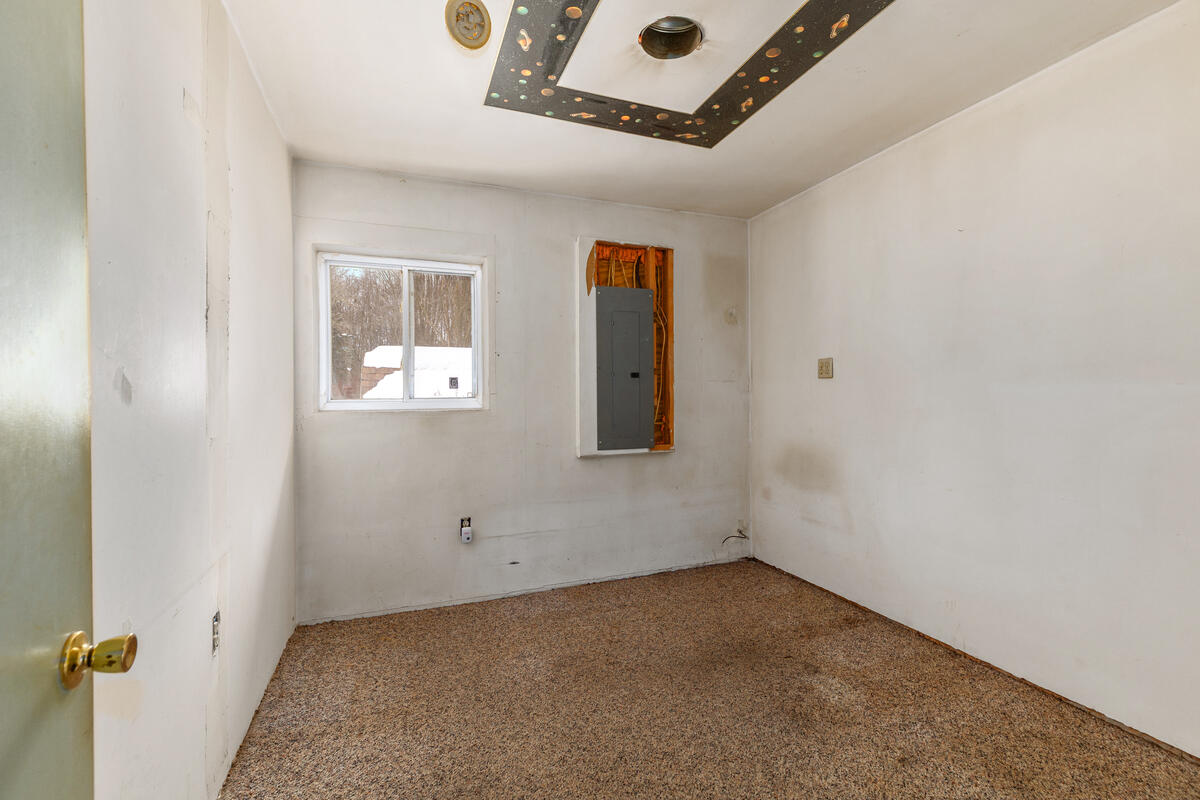 789 7th Street Plainwell, MI 49080 - Photo 16 of 26 789-7th_012