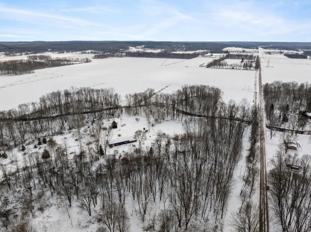 $199,900 | 789 7th Street, Plainwell, MI 49080