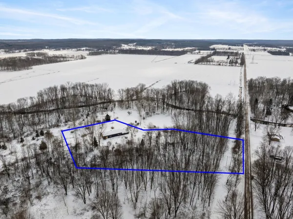 $220,000 | 789 7th Street, Plainwell, MI 49080