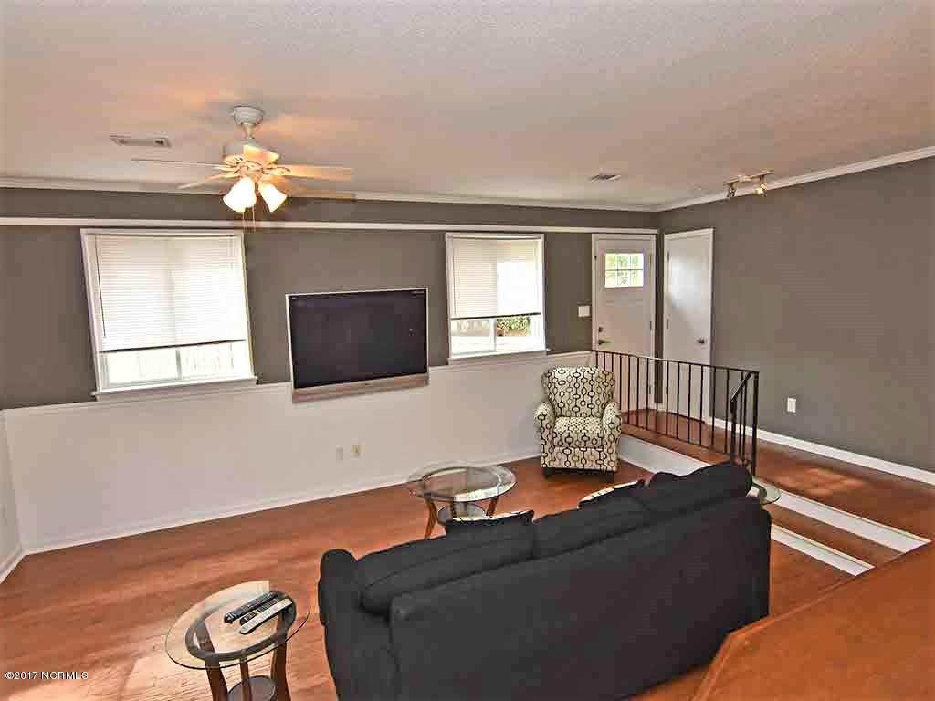 420 Beasley Road Wilmington, NC 28409 - Photo 10 of 22 Flat Screen TV included!