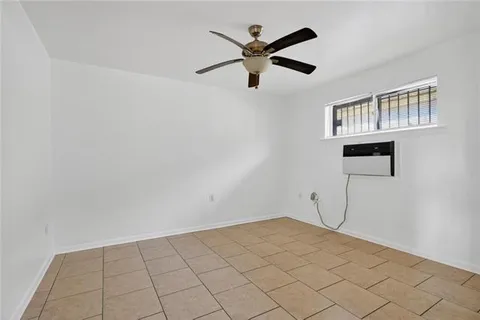 $399,000 | 2029 Whitney Avenue, Gretna, LA 70056