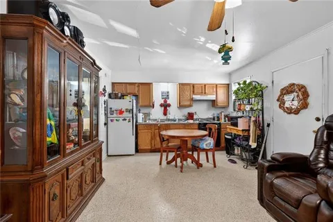 $399,000 | 2029 Whitney Avenue, Gretna, LA 70056