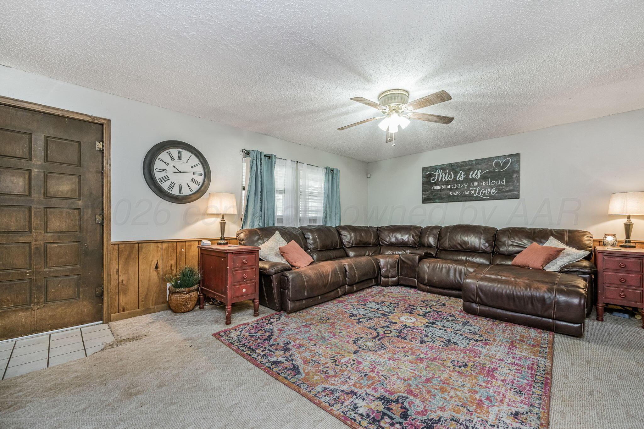 4010 South Travis Street Amarillo, TX 79110 - Photo 2 of 19 4010 S Travis St 11