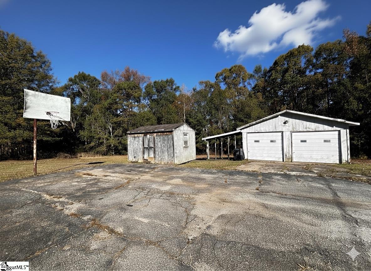 859 Cooper Bridge Road Fountain Inn, SC 29644 - Photo 33 of 44