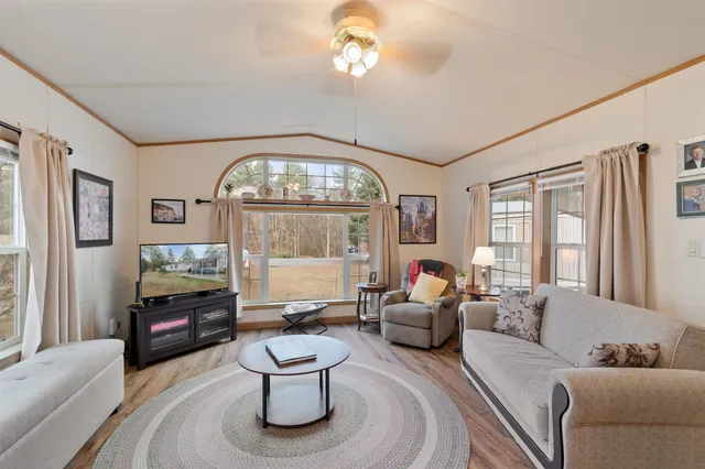 $89,000 | 206 Sandy Pines Road, East Montpelier, VT 05651