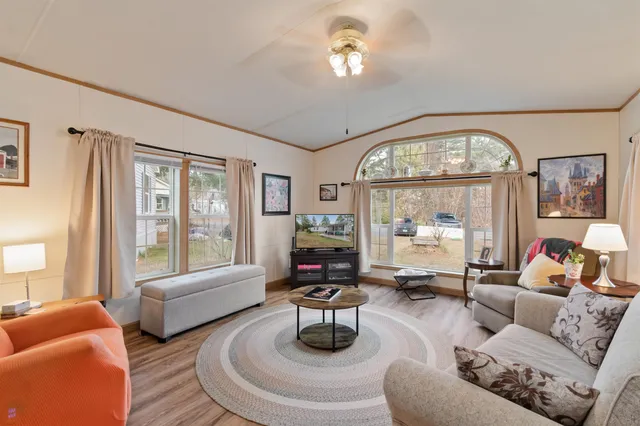 $89,000 | 206 Sandy Pines Road, East Montpelier, VT 05651