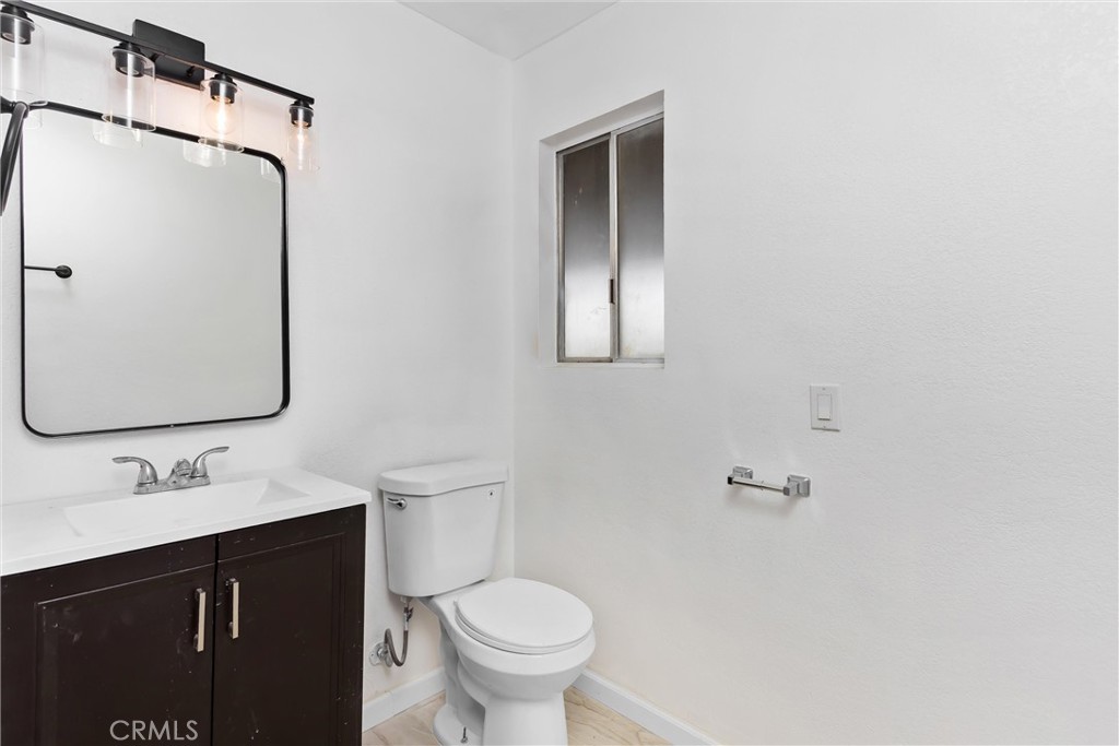 15944 Wintun Road Apple Valley, CA 92307 - Photo 40 of 53 ADU full bath