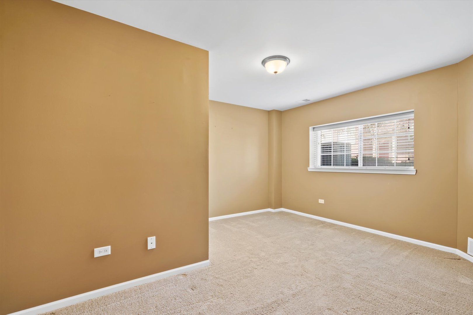 1908 Oxley Circle Naperville, IL 60563 - Photo 22 of 27 a view of an empty room with a window
