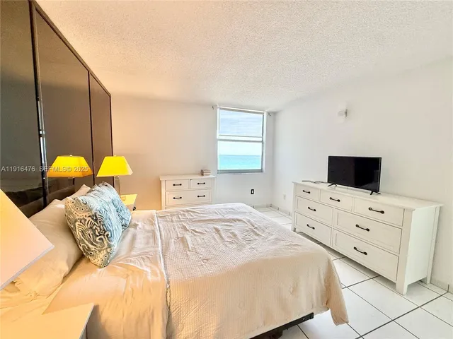 $3,150 | 9273 Collins Avenue, Unit 510, Surfside, FL 33154