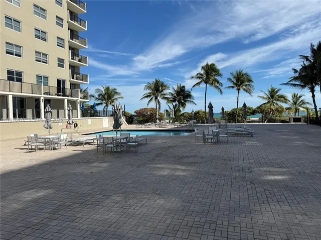 $3,150 | 9273 Collins Avenue, Unit 510, Surfside, FL 33154