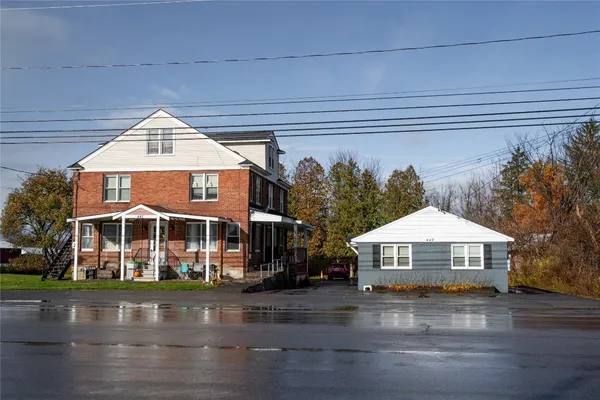 $310,000 | 447-449 Highway 31, Bridgeport, NY 13030