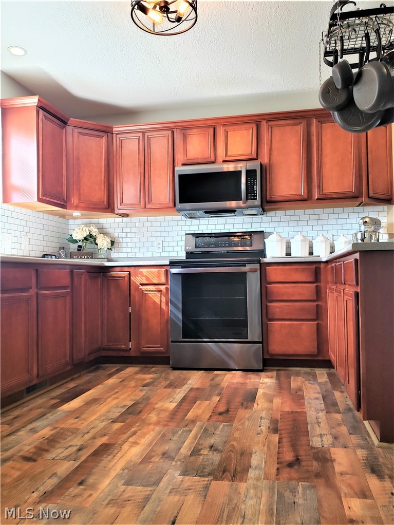 2881 Pitt Road Akron, OH 44312 - Photo 8 of 34 Gallery Image 8