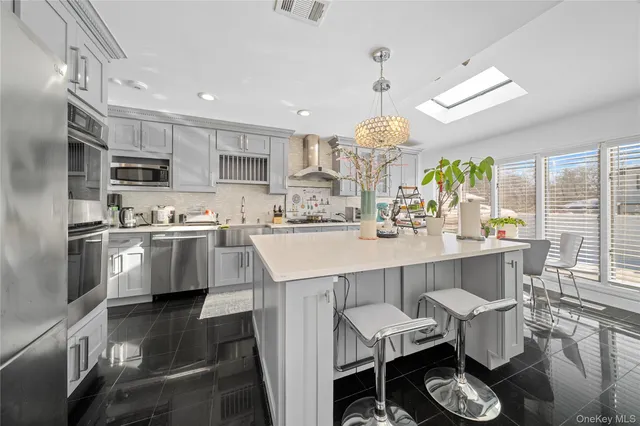 $1,599,000 | 98 Birchwood Park Drive, Jericho, NY 11753