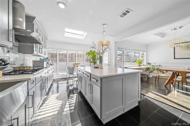 $1,599,000 | 98 Birchwood Park Drive, Jericho, NY 11753