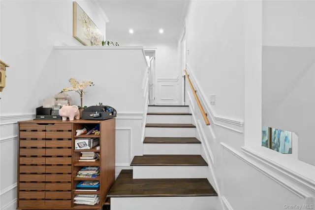 $1,599,000 | 98 Birchwood Park Drive, Jericho, NY 11753