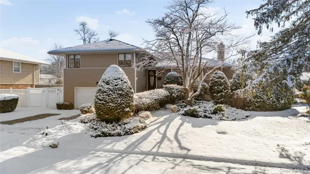 $1,599,000 | 98 Birchwood Park Drive, Jericho, NY 11753