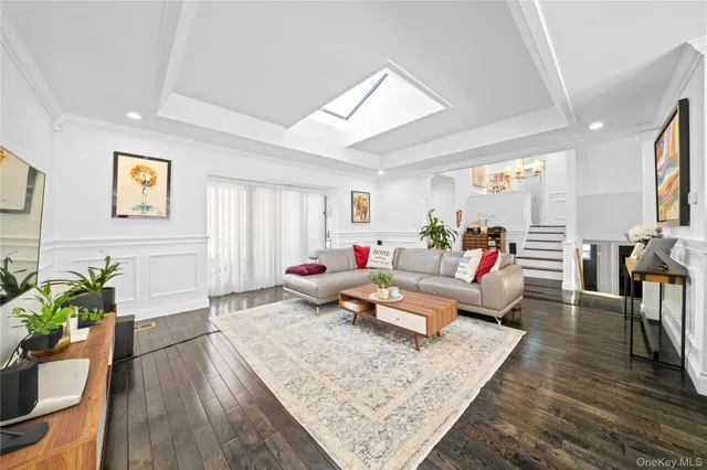 $1,599,000 | 98 Birchwood Park Drive, Jericho, NY 11753