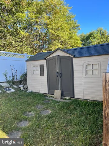 $1,250 | 199 199-unit B Rumbling Rock Road, Hedgesville, WV 25427