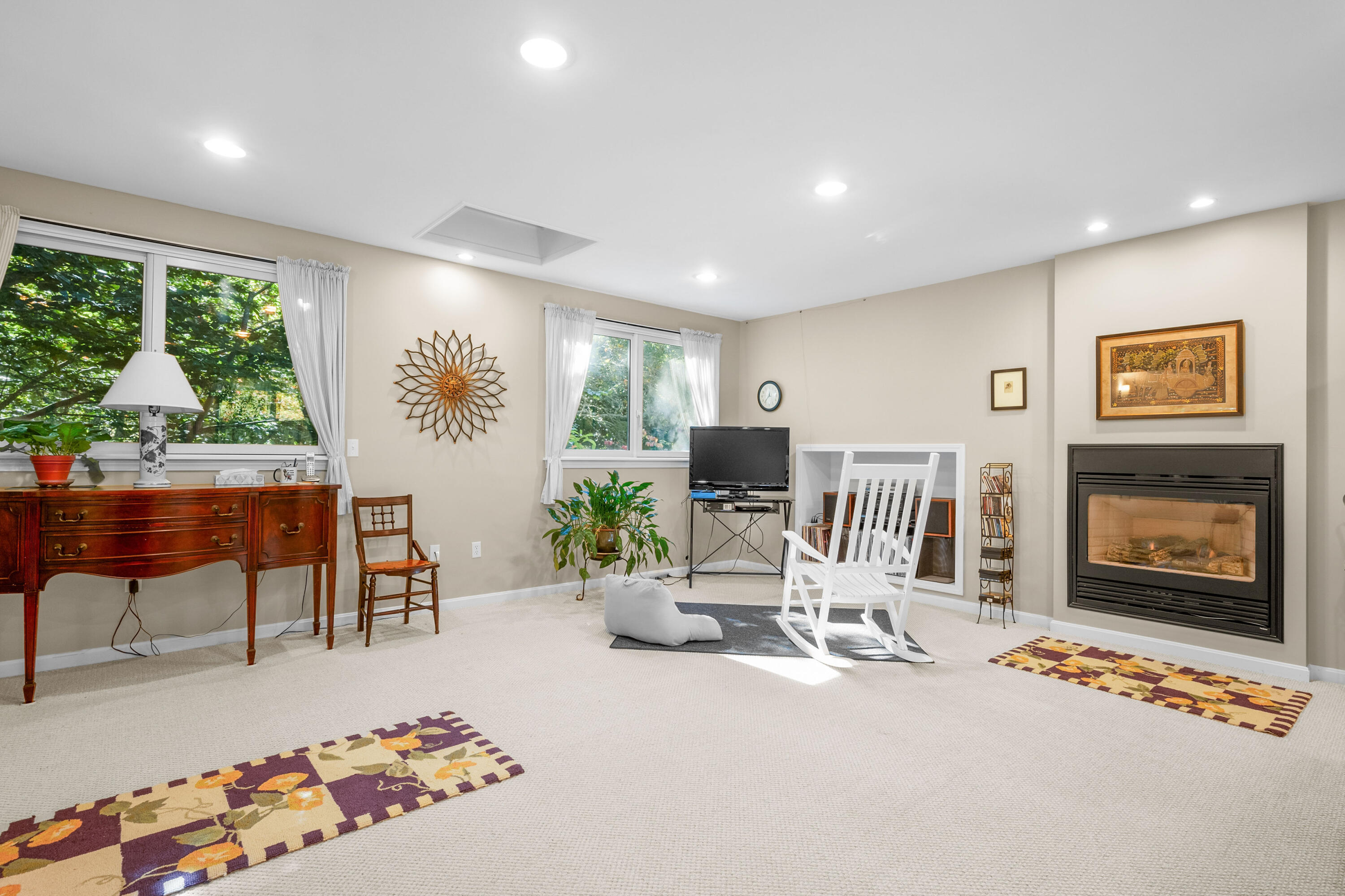 70 Acre Hill Road Barnstable, MA 02630 - Photo 35 of 54 Home Office above Garage 1