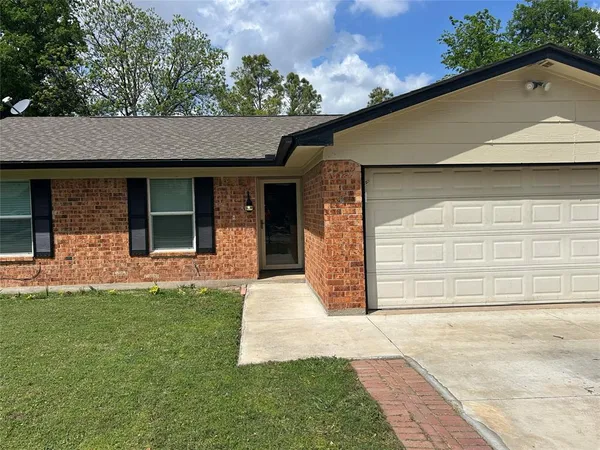 $1,950 | 423 Marsha Street, Keller, TX 76248