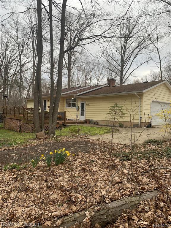 8195 North Latson Road Howell, MI 48855 - Photo 6 of 30