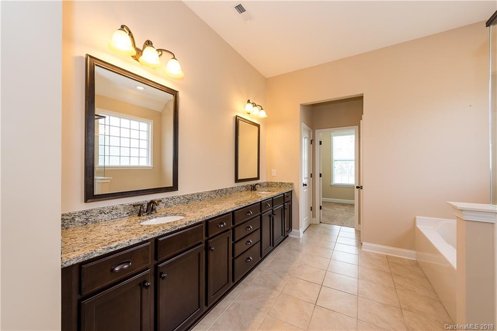 913 Solandra Way Tega Cay, SC 29708 - Photo 10 of 35