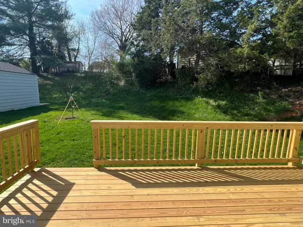 $2,600 | 350 West 11th Street, Front Royal, VA 22630