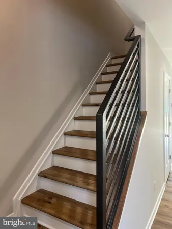 $2,600 | 350 West 11th Street, Front Royal, VA 22630