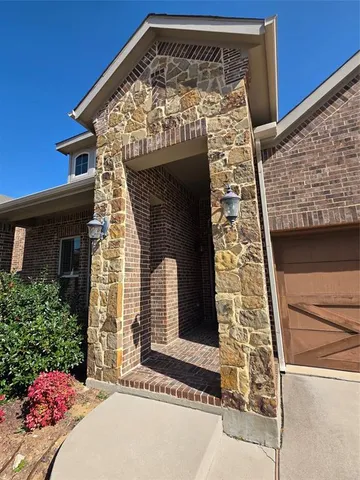 $2,800 | 2021 Milano Lane, Lewisville, TX 75077