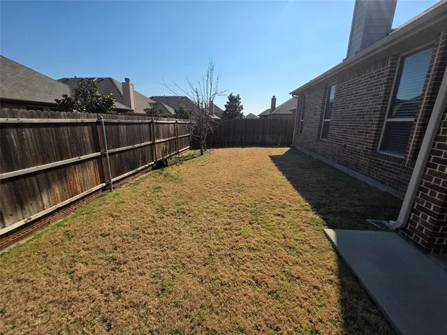 $2,800 | 2021 Milano Lane, Lewisville, TX 75077
