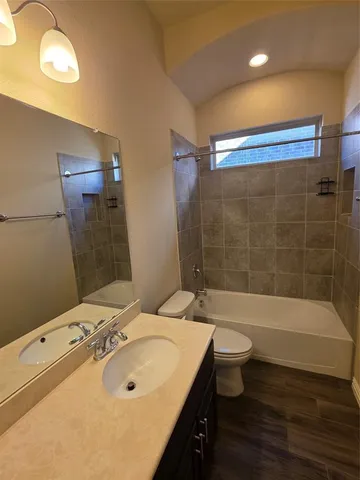 $2,800 | 2021 Milano Lane, Lewisville, TX 75077