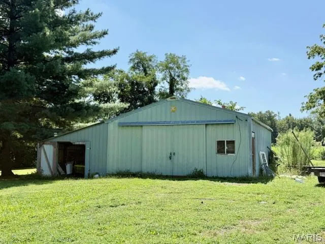 $550,000 | 12397 Apache Drive, New London, MO 63459