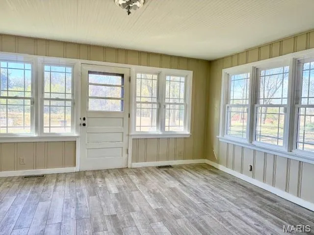 $550,000 | 12397 Apache Drive, New London, MO 63459