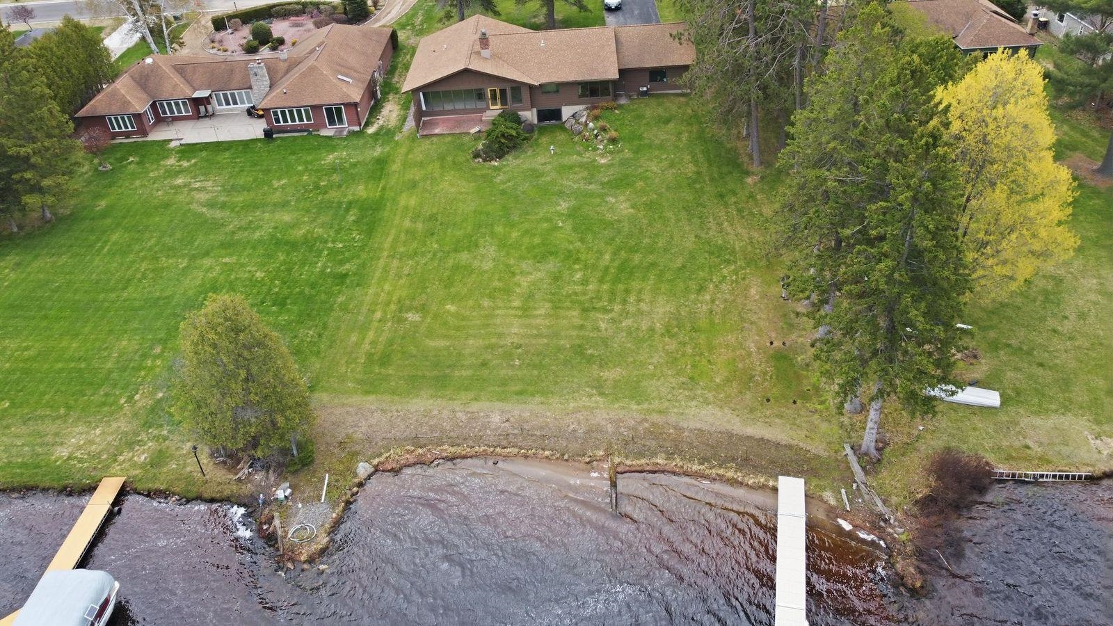 725 Lakeshore Drive Rhinelander, WI 54501 - Photo 21 of 40