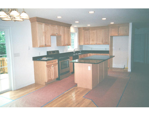 286 Concord Road Billerica, MA 01821 - Photo 3 of 8 Gallery Image 3