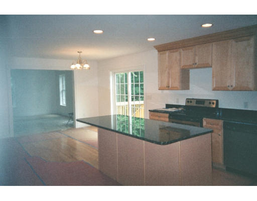 286 Concord Road Billerica, MA 01821 - Photo 4 of 8 Gallery Image 4