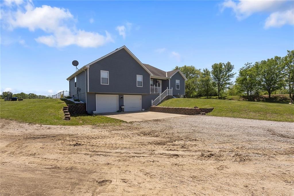 439 Northwest 1711th Road Kingsville, MO 64061 - Photo 2 of 46