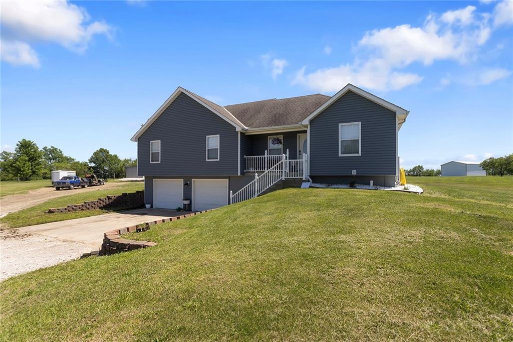 439 Northwest 1711th Road Kingsville, MO 64061 - Photo 3 of 46