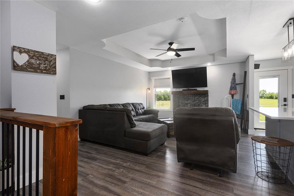 439 Northwest 1711th Road Kingsville, MO 64061 - Photo 5 of 46