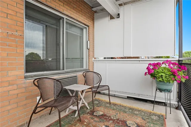 $196,900 | 1000 East Avenue, Unit UN606, Rochester, NY 14607