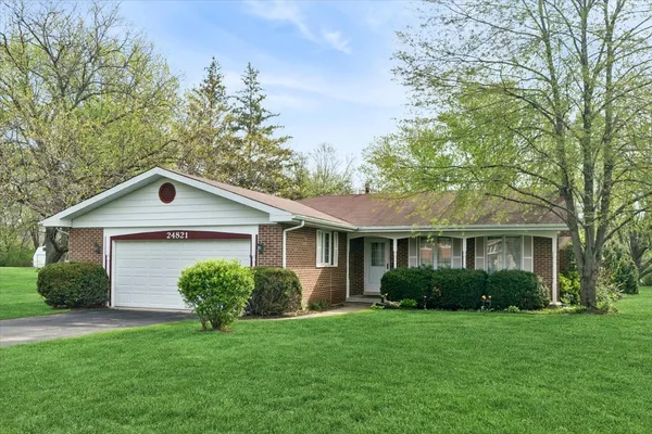 $289,000 | 24821 South Michaels Street, Crete, IL 60417