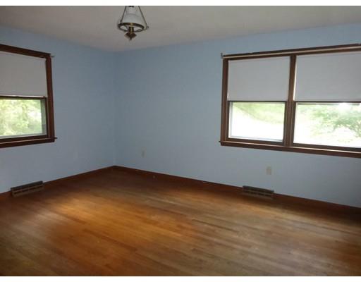 511 Somers Road East Longmeadow, MA 01028 - Photo 11 of 14 Gallery Image 11