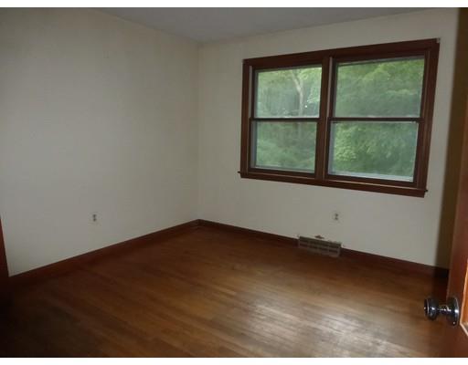 511 Somers Road East Longmeadow, MA 01028 - Photo 14 of 14 Gallery Image 14