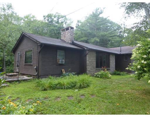 511 Somers Road East Longmeadow, MA 01028 - Photo 3 of 14 Gallery Image 3