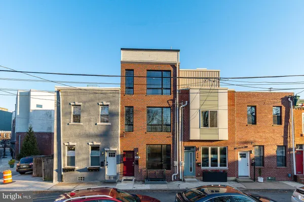 $3,950 | 412 Sepviva Street, Philadelphia, PA 19125